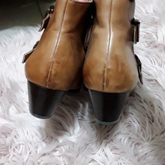 Bootie - Picture 3 of 4